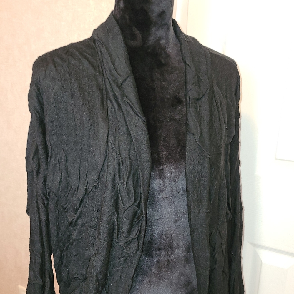 TG batwing black cardigan sz M